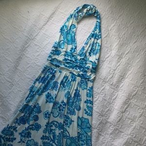 White and blue paisley maxi dress in size small